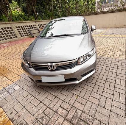 HONDA CIVIC 1.8 LXS 16V FLEX 4P AUTOMÁTICO